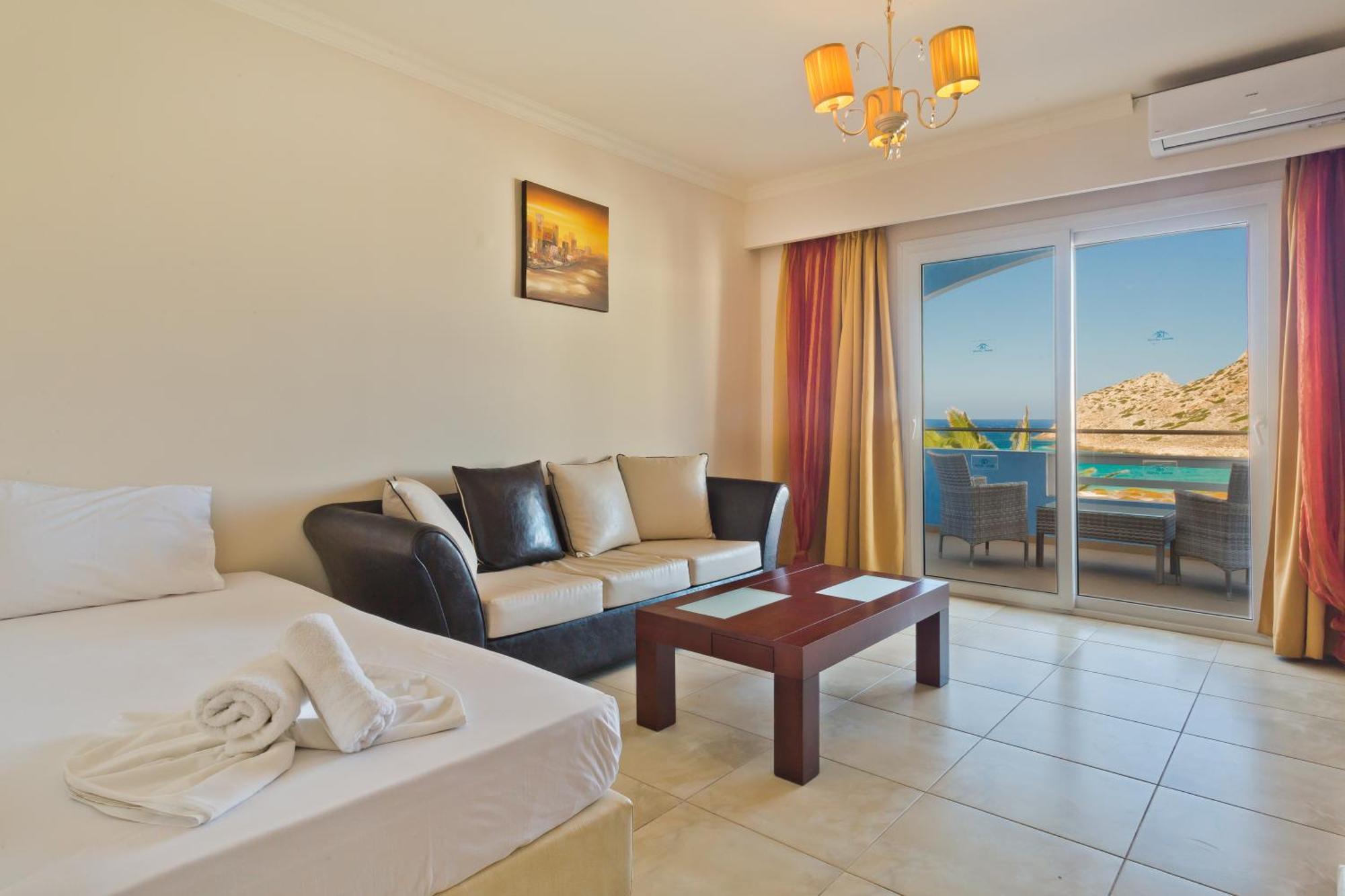 Royal Beach Hotel Arkásza Kültér fotó
